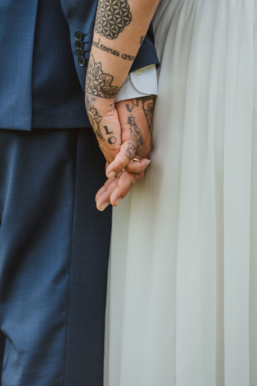 Corona Hochzeit, Outdoor Hochzeit, heiraten im Freien, Gartenhochzeit, Hochzeit 2022, Hochzeitstrend, Elopement, freie Trauung, Hochzeitsfotografie, Hochzeits-Shooting