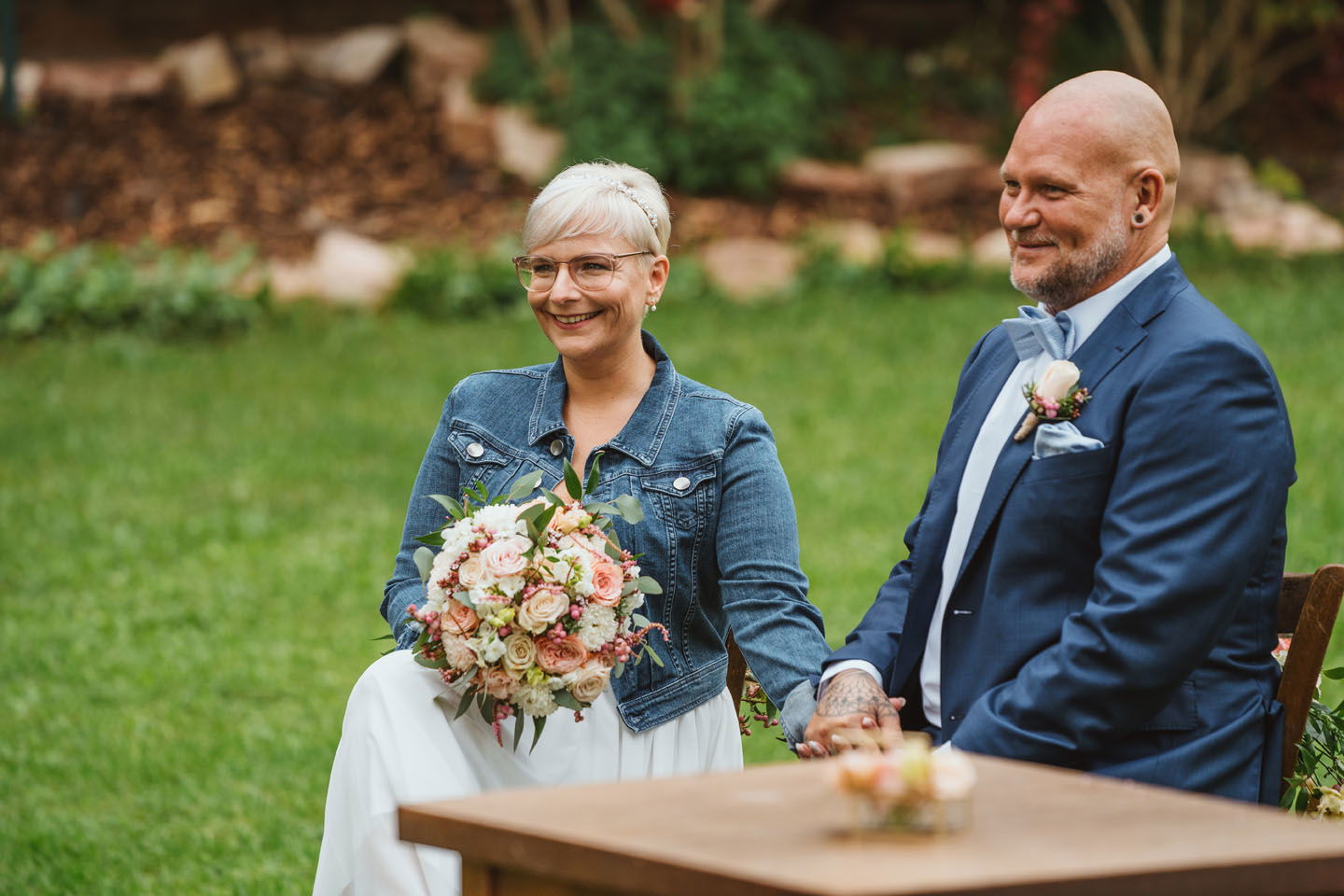 Corona Hochzeit, Outdoor Hochzeit, heiraten im Freien, Gartenhochzeit, Hochzeit 2022, Hochzeitstrend, Elopement, freie Trauung