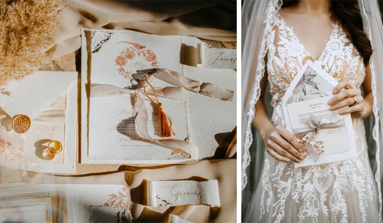 Kunstvoll gestaltete Hochzeitseinladungen mit einem Hauch von Vintage, verziert mit zarten Bändern und Siegeln, während die Braut in einem Spitzenkleid eine Danksagungskarte in den Händen hält.