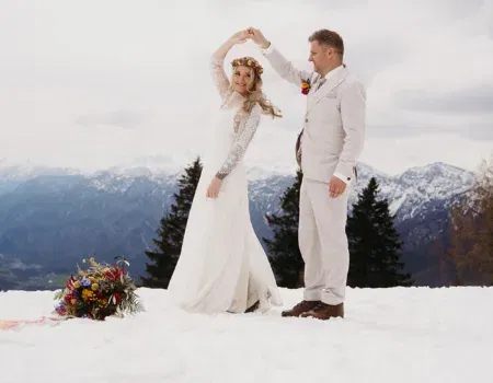 Alpine Romantik: Zauberhafte Tipps für Eure Winterhochzeit