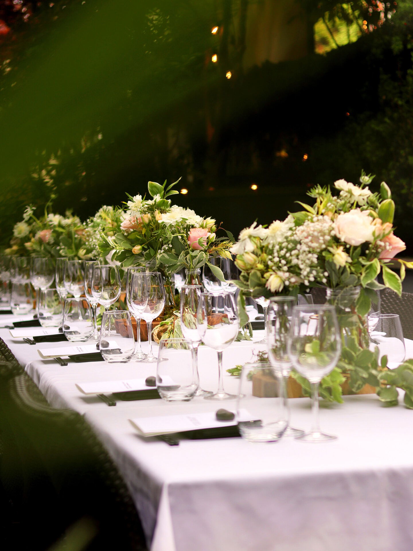 Blumen - Hochzeit -Dekokonzept