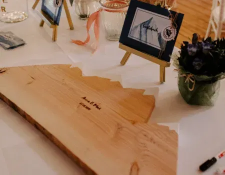 6 Paare über ihre Mottohochzeit
