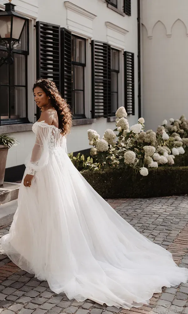 Fotoshooting - Brides to be - Kollektion 2023 - Brautmode