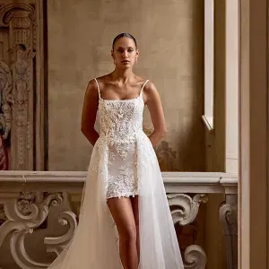 Brautkleid-Schleppen: Bedeutung, Längen und wie sie getragen werden