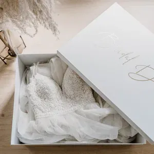 Was kann man nach der Hochzeit mit dem Brautkleid machen? Entdeckt hier 9 inspirierende Vorschläge