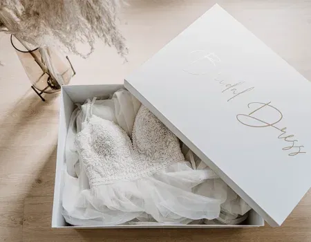 Was kann man nach der Hochzeit mit dem Brautkleid machen? Entdeckt hier 9 inspirierende Vorschläge