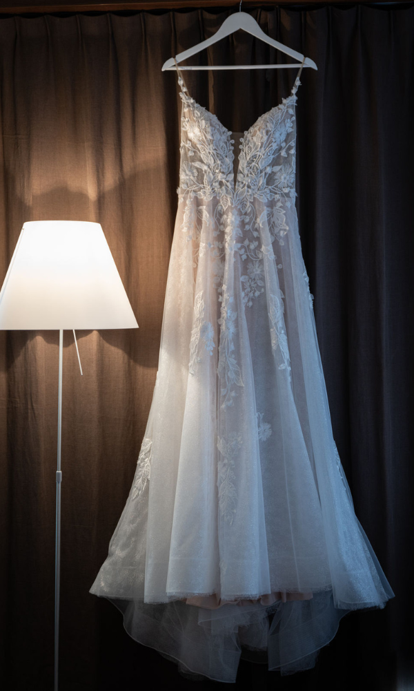 Wunderschönes weisses Brautkleid