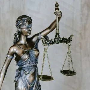 Ein Name, zwei Herzen: Das Namensrecht in der Schweiz